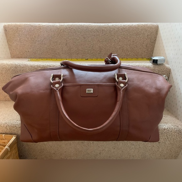 Cutter & Buck Leather 19” Weekender Duffle Bag NWOT - Picture 3 of 9